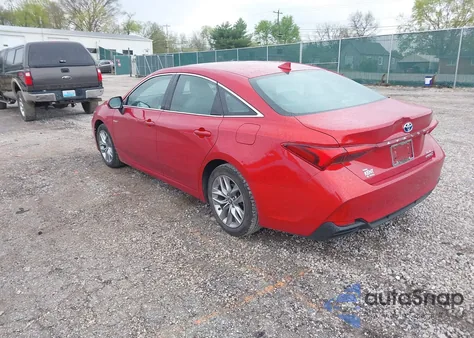 2021 Toyota Avalon Xle Hybrid z USA, uszkodzony, nr VIN 4T1AA1AB5MU010640